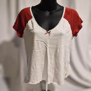 Levi’s Dry Goods Raglan Baby Tee | Lace Trim & Bow Accent medium